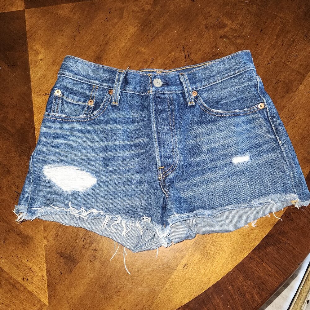 Levis 501 jeans shorts, Women's 27*